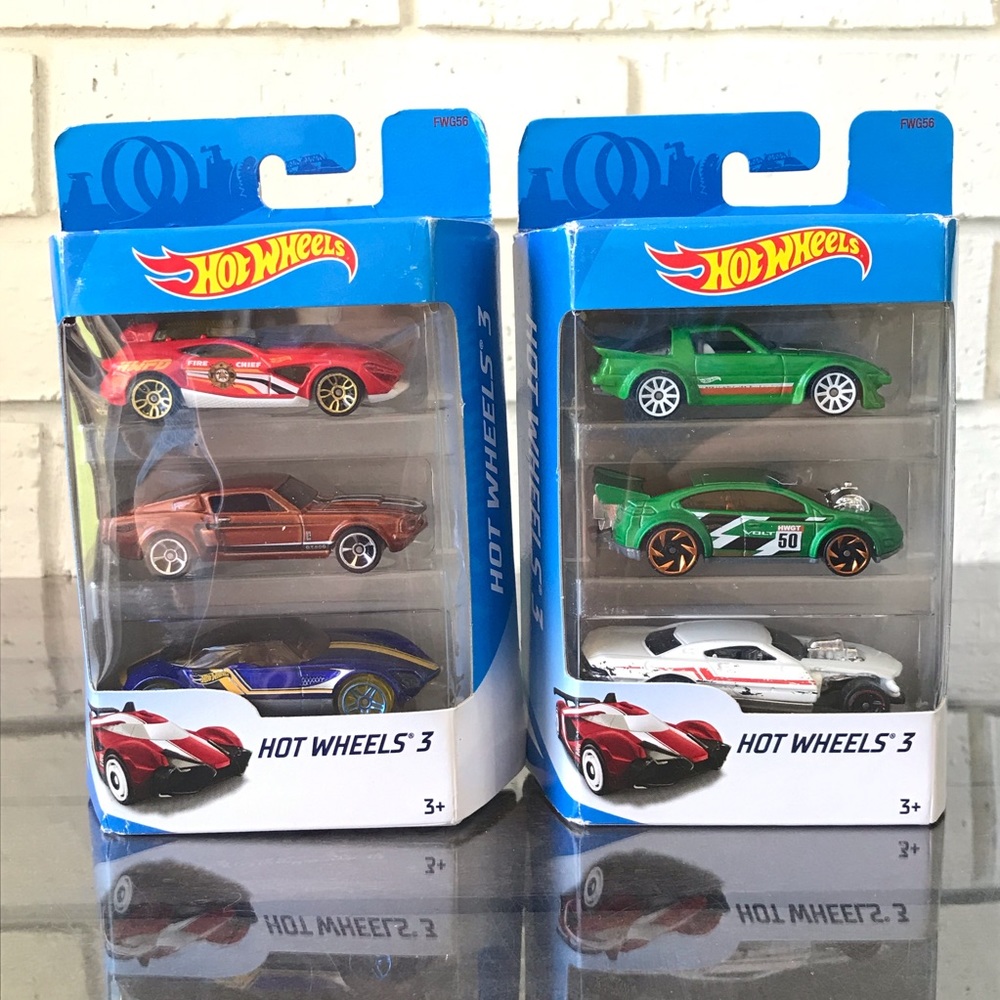3 Pack Hot Wheels Lot of 2 (C)